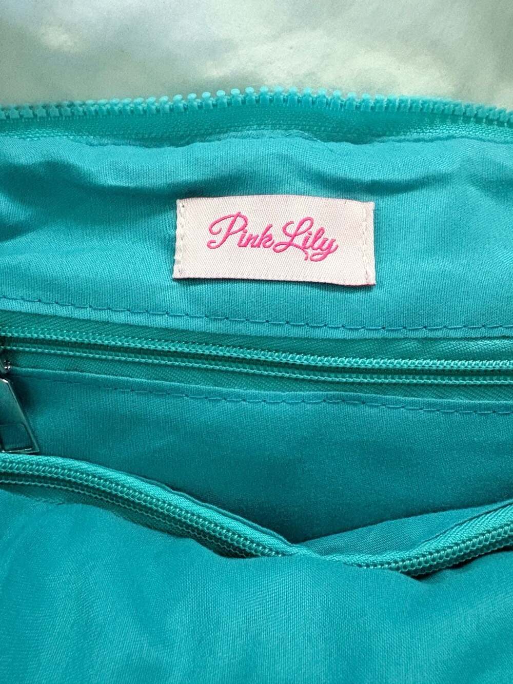 Pink Lily Blue Quilted Puffer Hobo Shoulder Bag - Picture 7 of 9